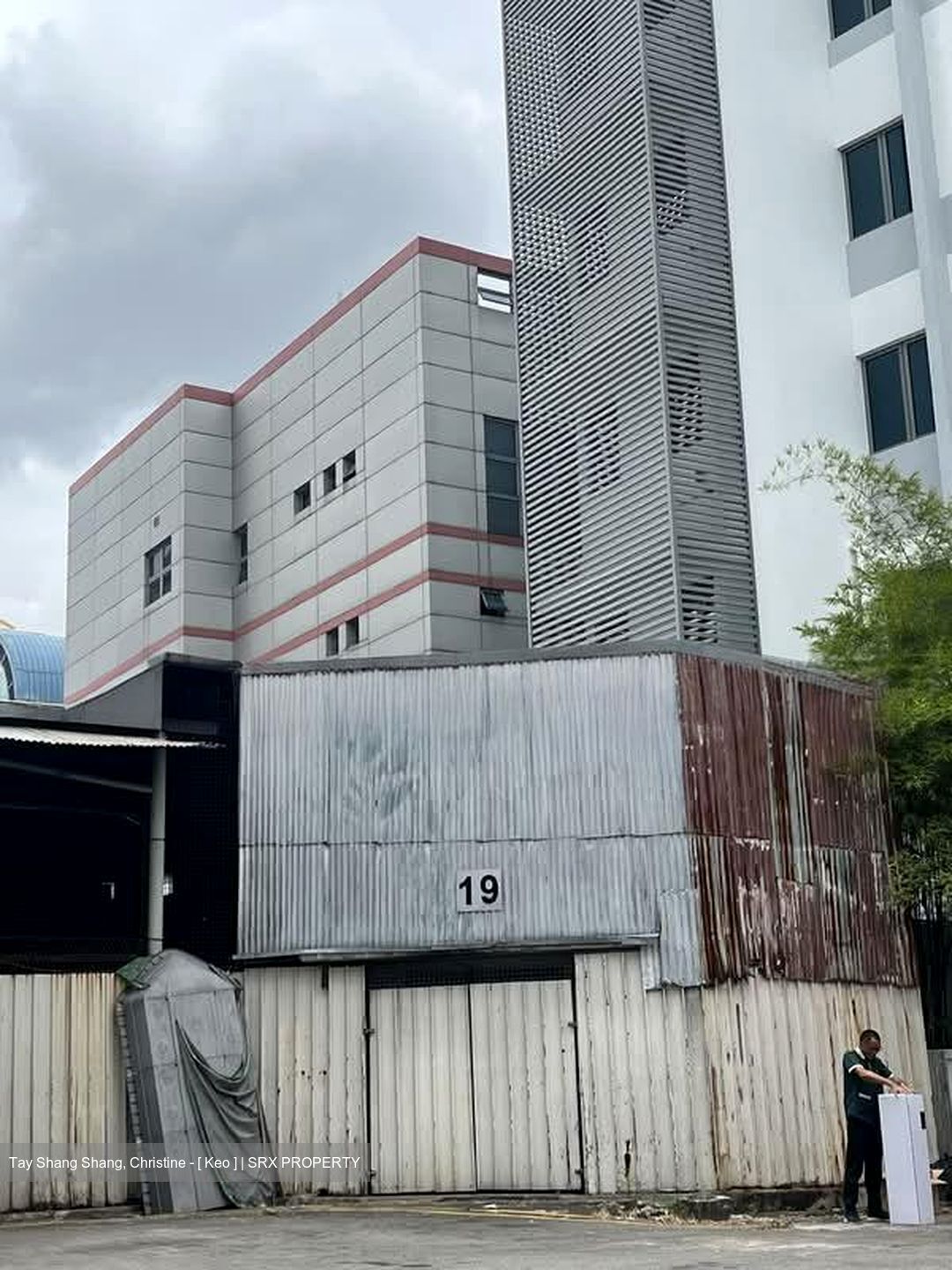 Jalan Mesin (D13), Factory #526772331